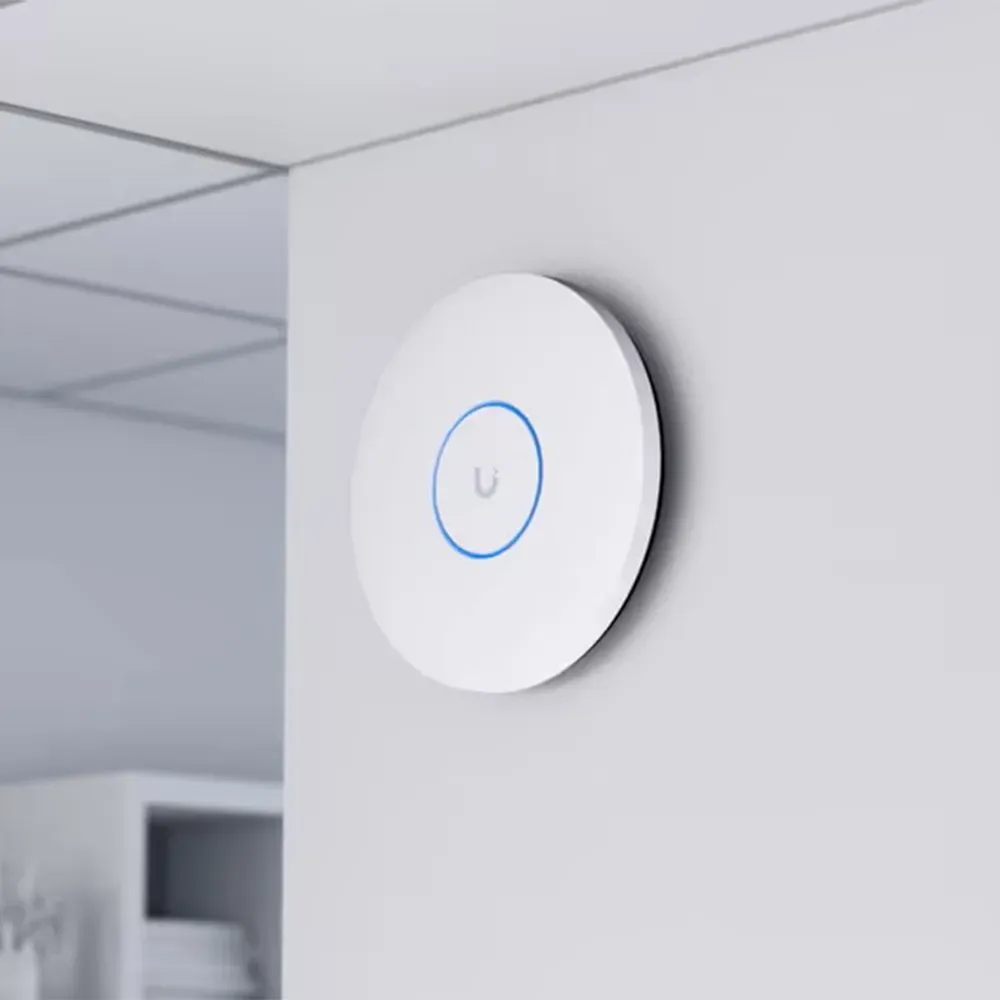 Ubiquiti U7 Pro XG	Wall Mounted